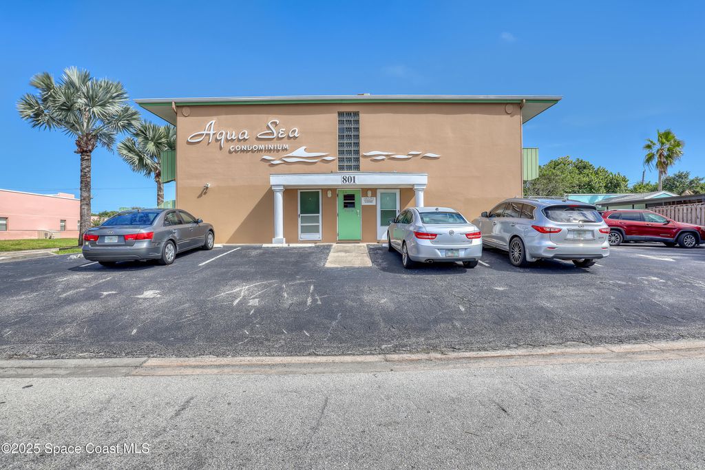 Photo of 801 S Brevard Avenue #G, Cocoa Beach, FL 32931 (MLS # 1060224)
