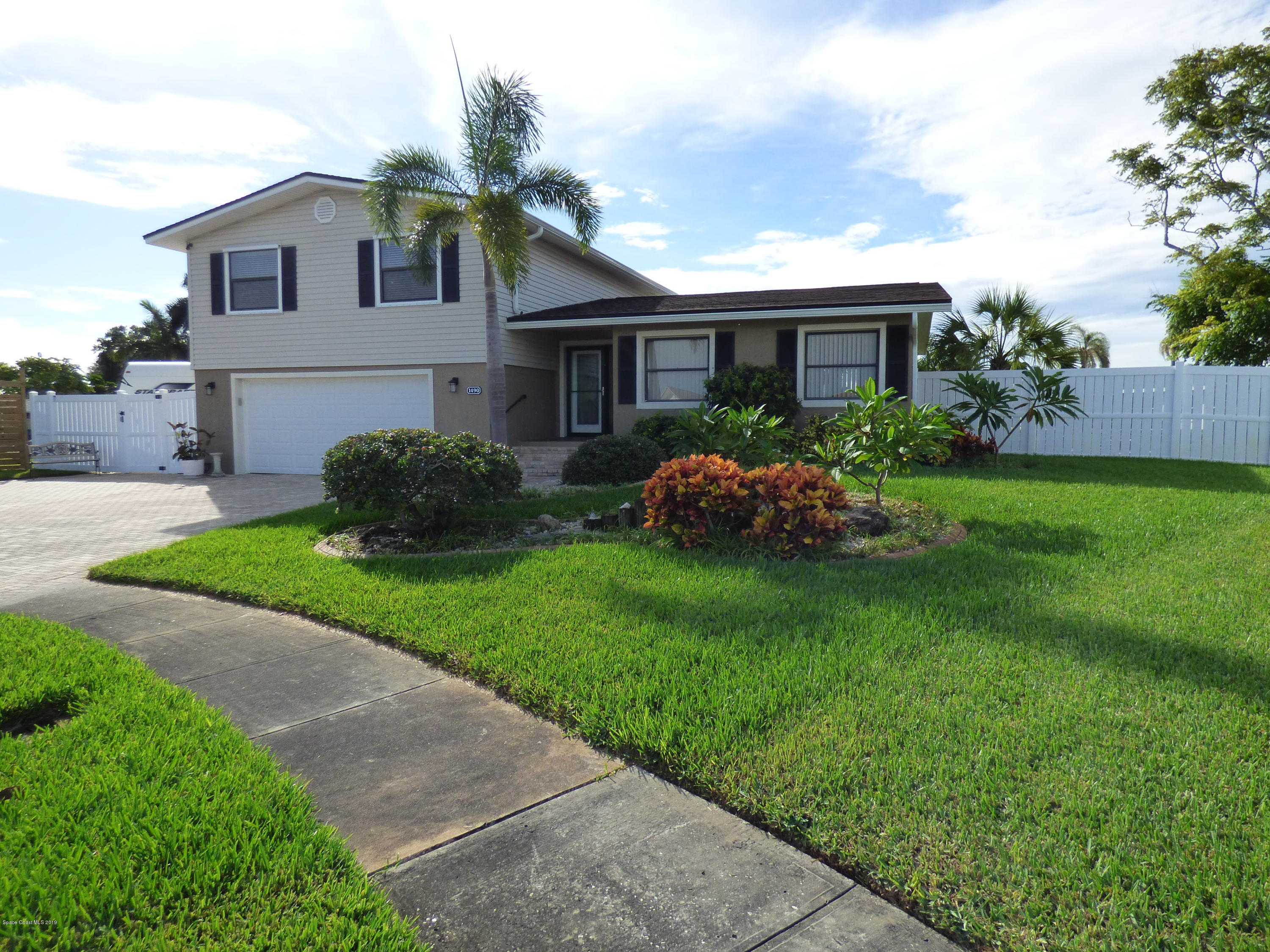 Photo 1 of 34 — 1490 Monte Carlo Court, Merritt Island, FL 32952