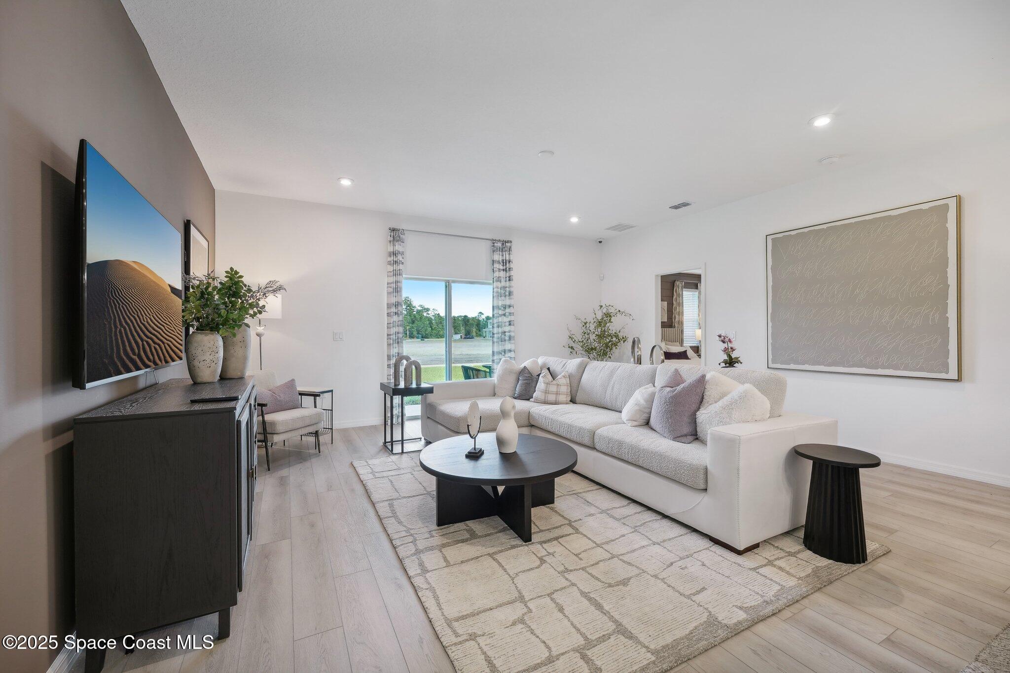 3415 Viridian Circle