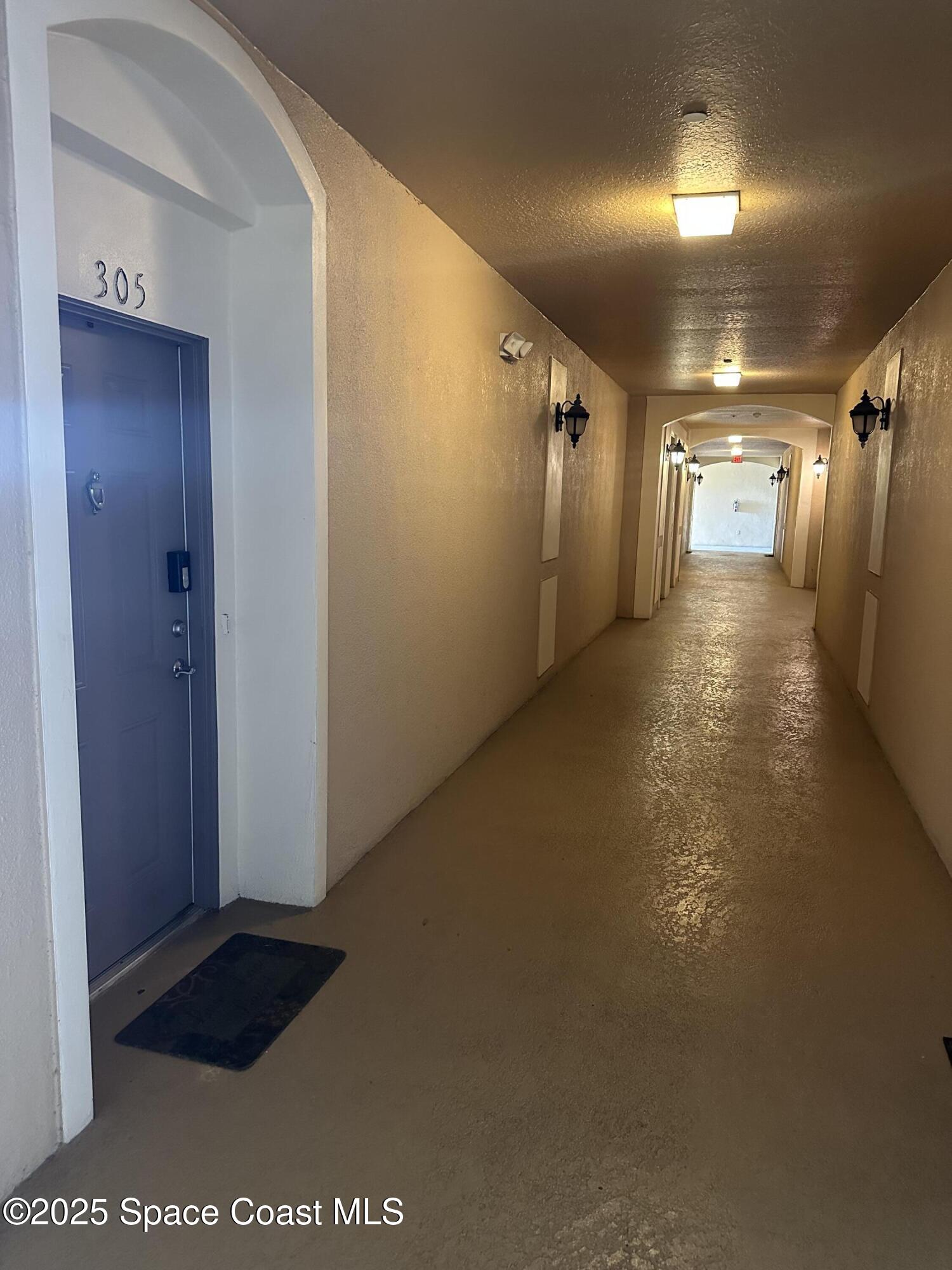 1626 Peregrine Circle 305