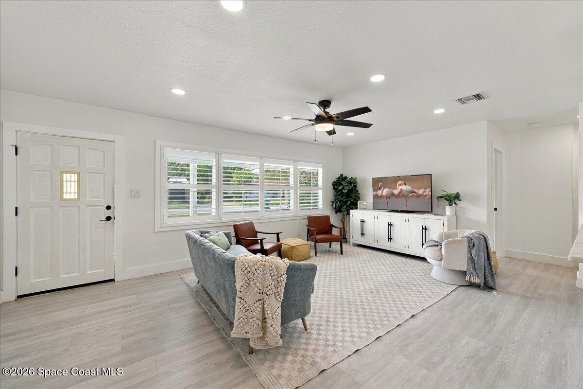 446 Coral Drive