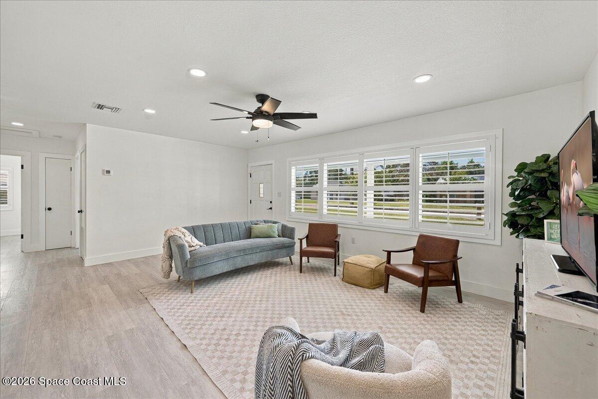 446 Coral Drive