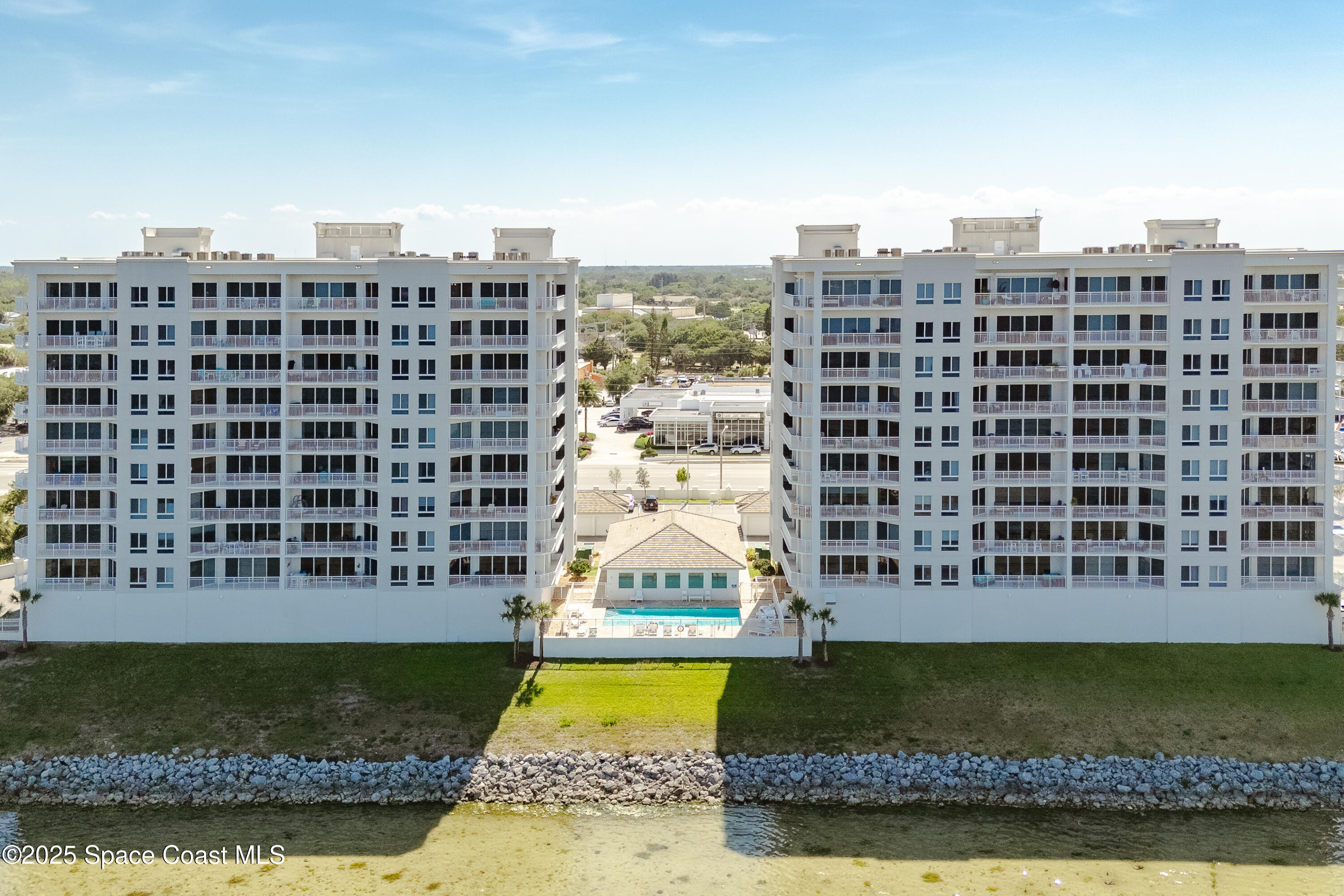 1465 S Harbor City Boulevard 304