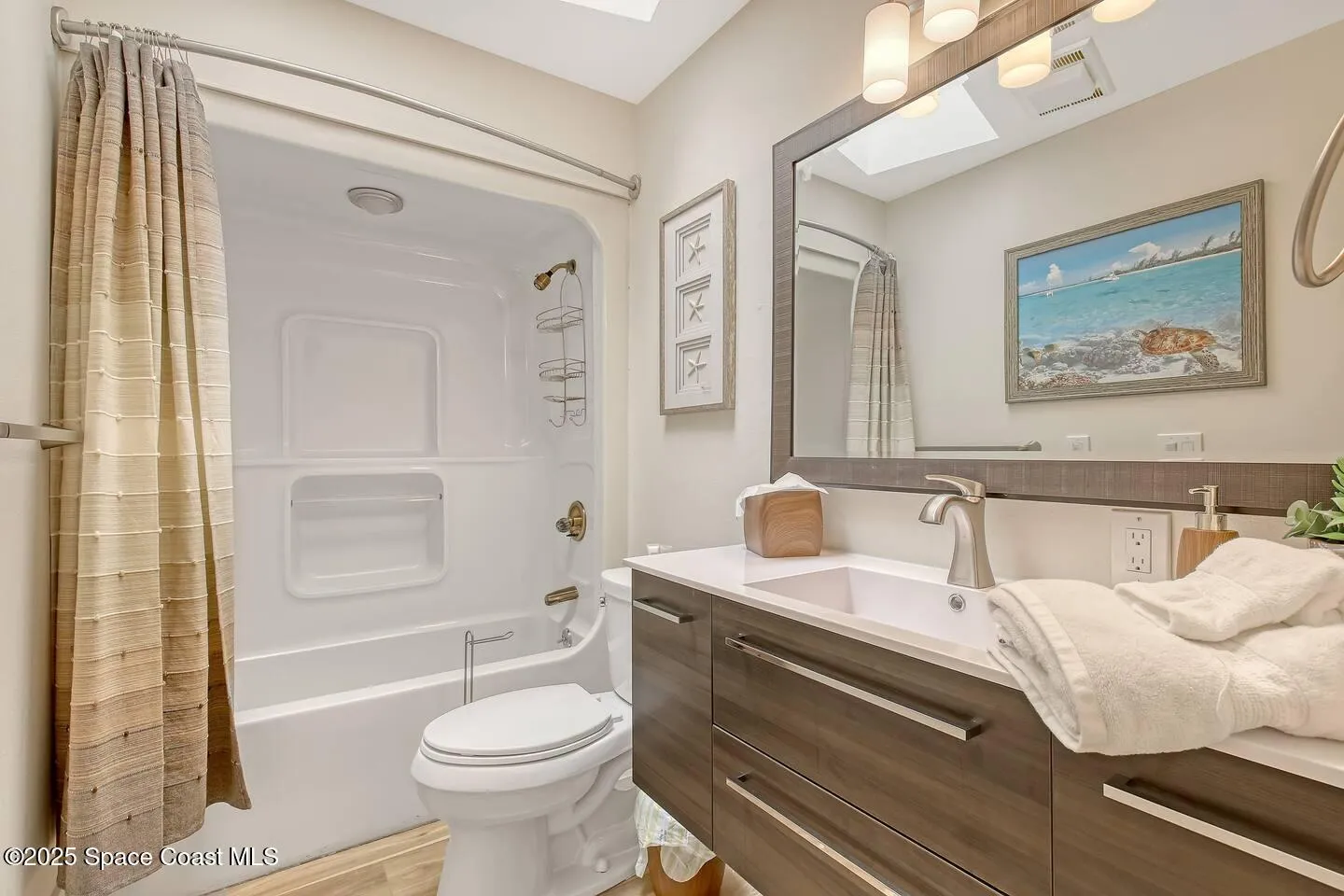 Merritt Island, Florida 32952, United States, 5 Bedrooms Bedrooms, ,4 BathroomsBathrooms,Residential,Active,76916