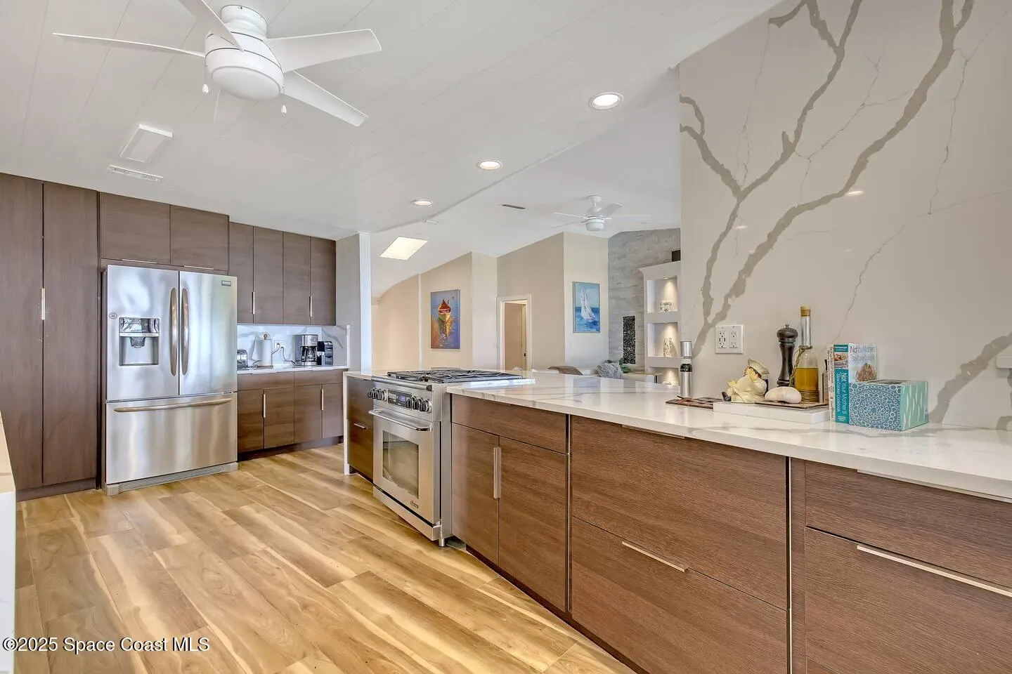 Merritt Island, Florida 32952, United States, 5 Bedrooms Bedrooms, ,4 BathroomsBathrooms,Residential,Active,76916