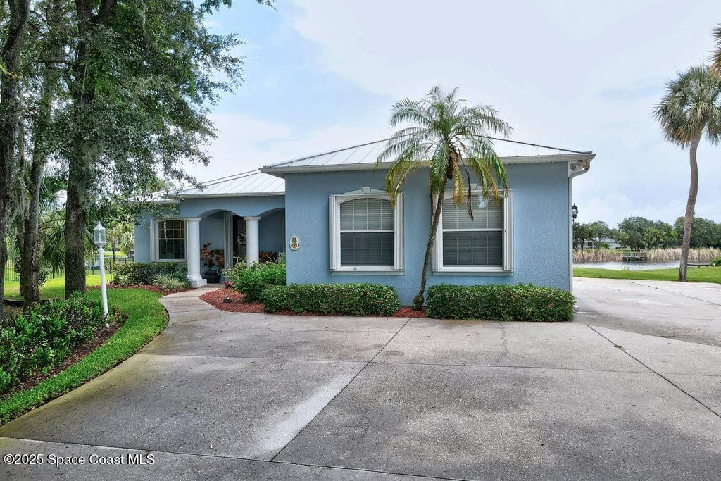 770 S Easy Street