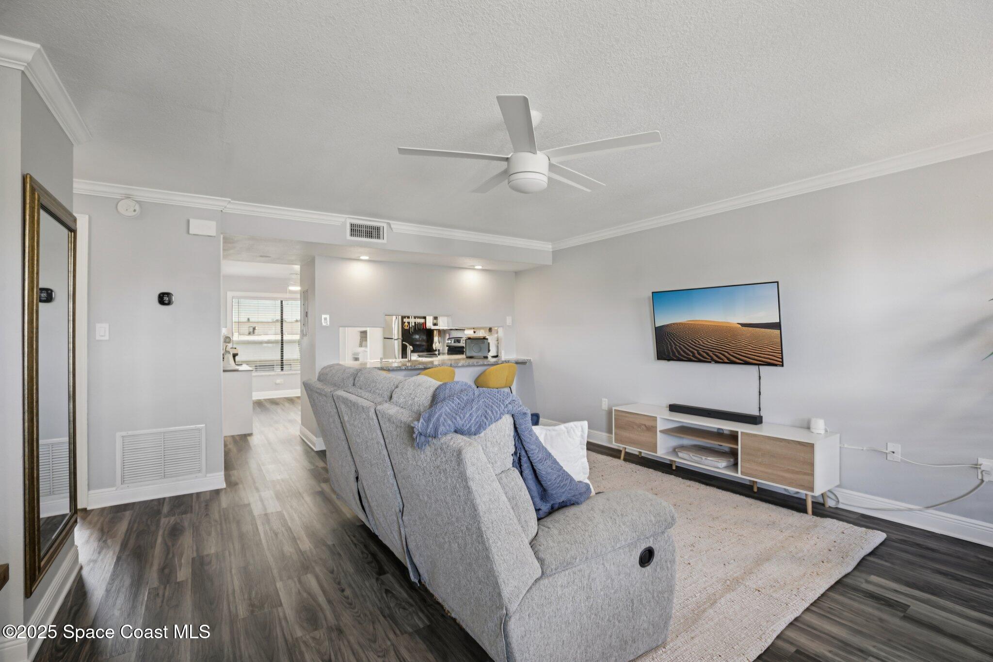 200 International Drive 716