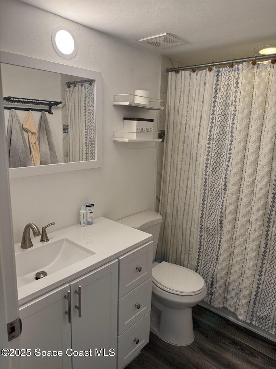 200 International Drive 716