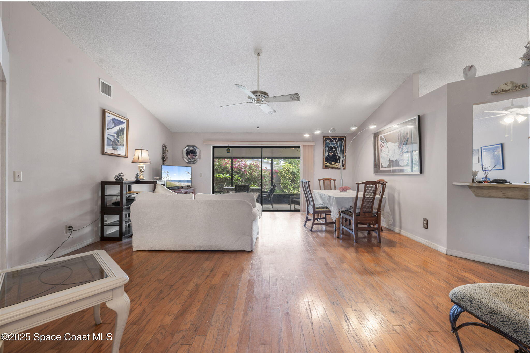 225 Chalet Avenue