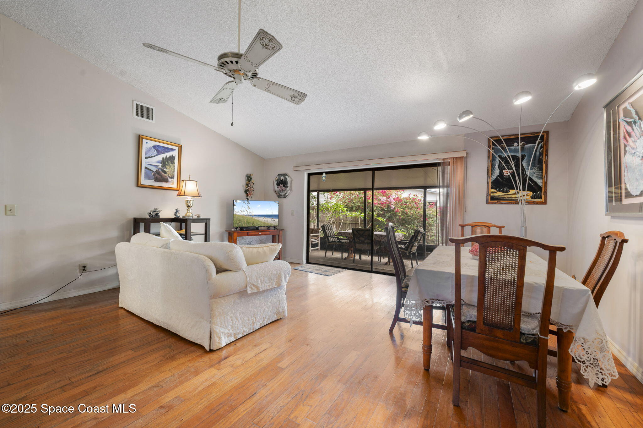 225 Chalet Avenue