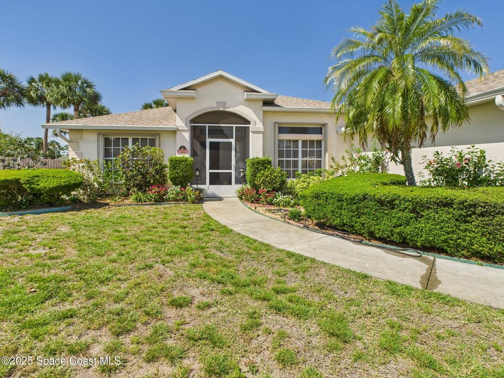 Photo of 787 Carnation Drive, Sebastian, FL 32958 (MLS # 1057957)