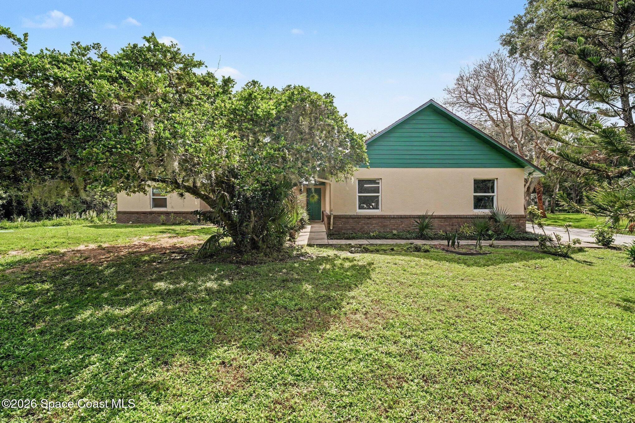 5310 Lovett Drive