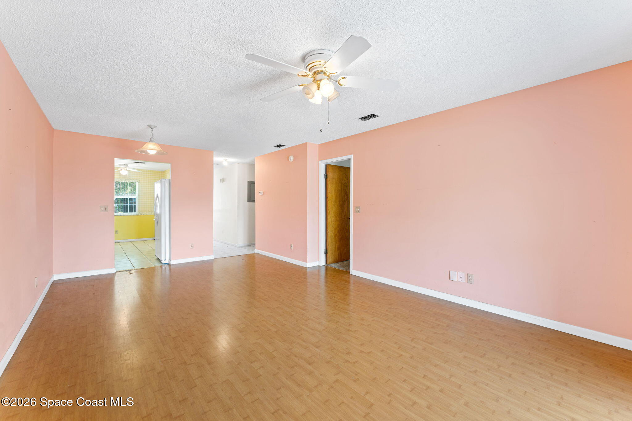 1120 Cheney Highway E