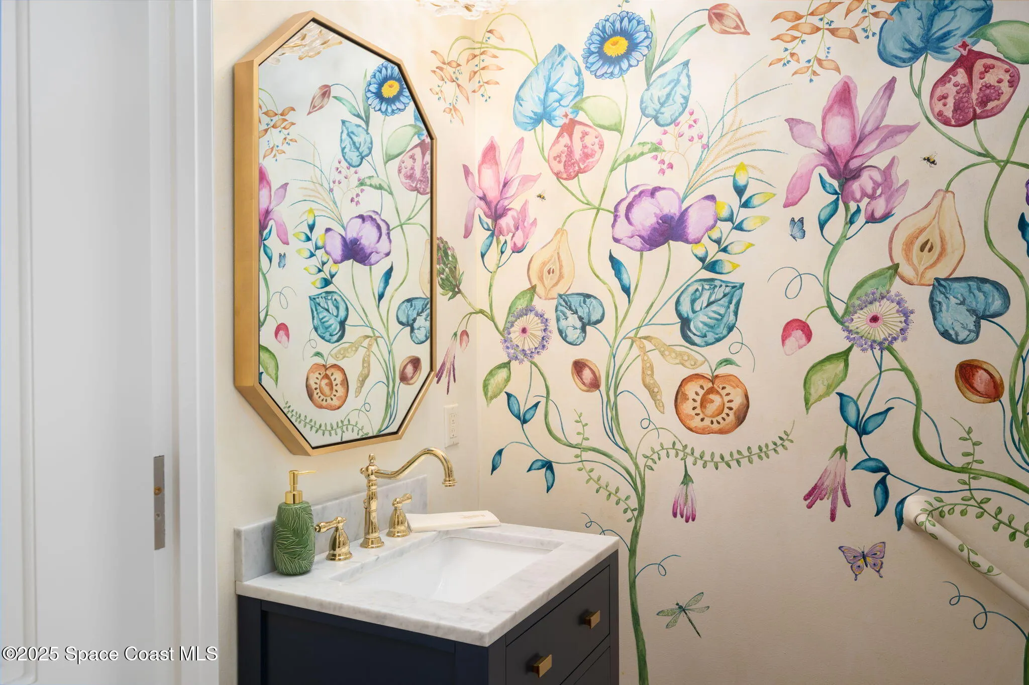 Vero Beach, Florida 32960, United States, 4 Bedrooms Bedrooms, ,4 BathroomsBathrooms,Residential,Active,20721