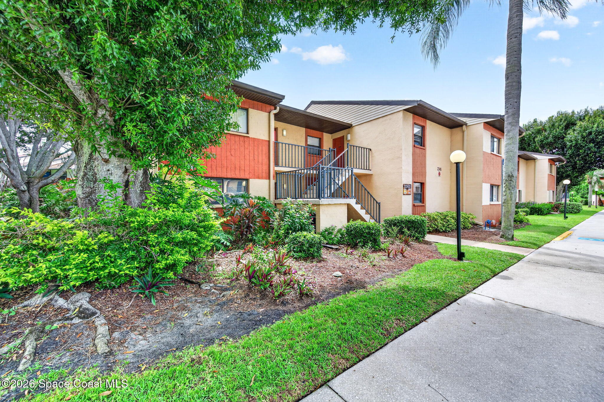 2345 Golf Lake Circle 911