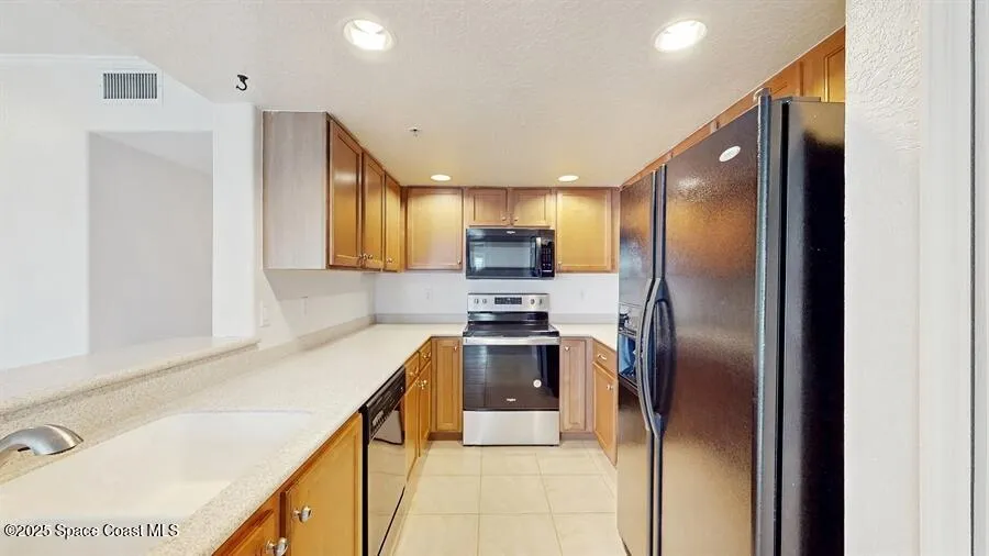 Indian Harbour Beach, Florida 32937, United States, 2 Bedrooms Bedrooms, ,2 BathroomsBathrooms,Residential,Active,131348