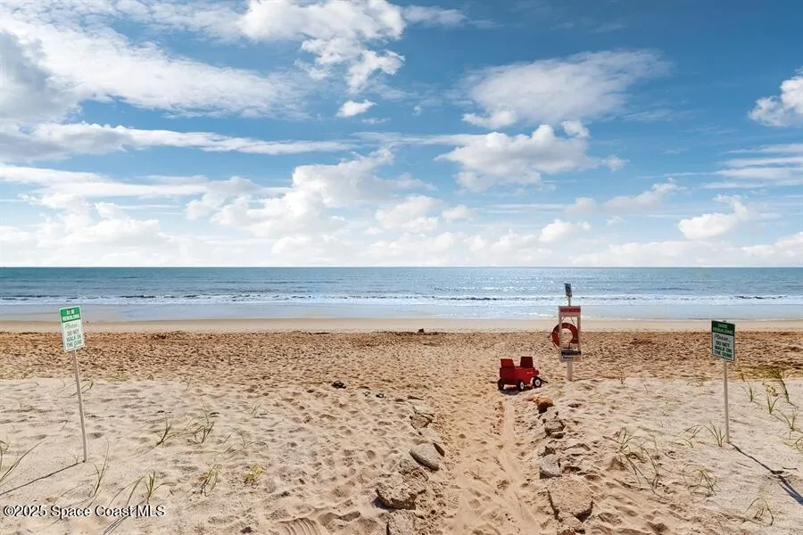 Indian Harbour Beach, Florida 32937, United States, 2 Bedrooms Bedrooms, ,2 BathroomsBathrooms,Residential,Active,131348