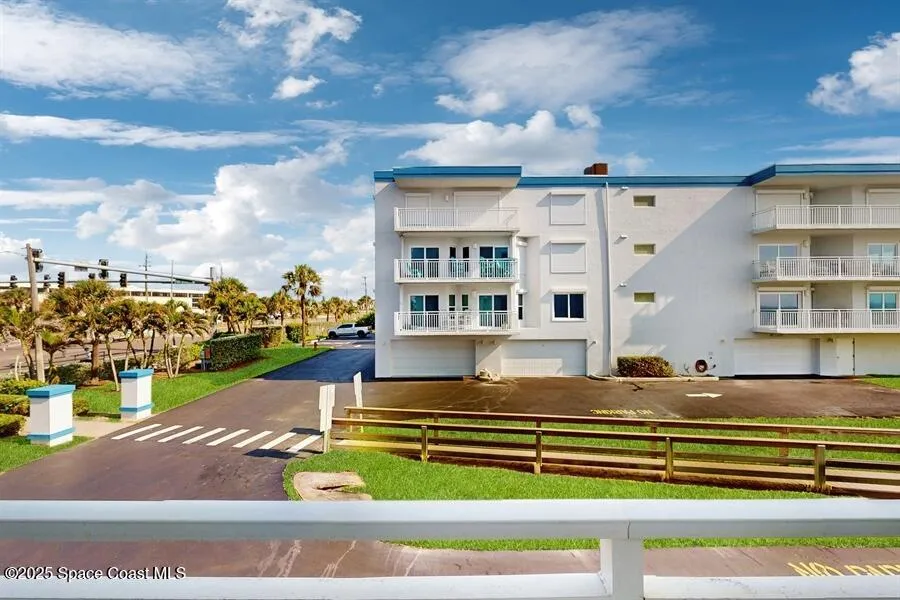 Indian Harbour Beach, Florida 32937, United States, 2 Bedrooms Bedrooms, ,2 BathroomsBathrooms,Residential,Active,131348