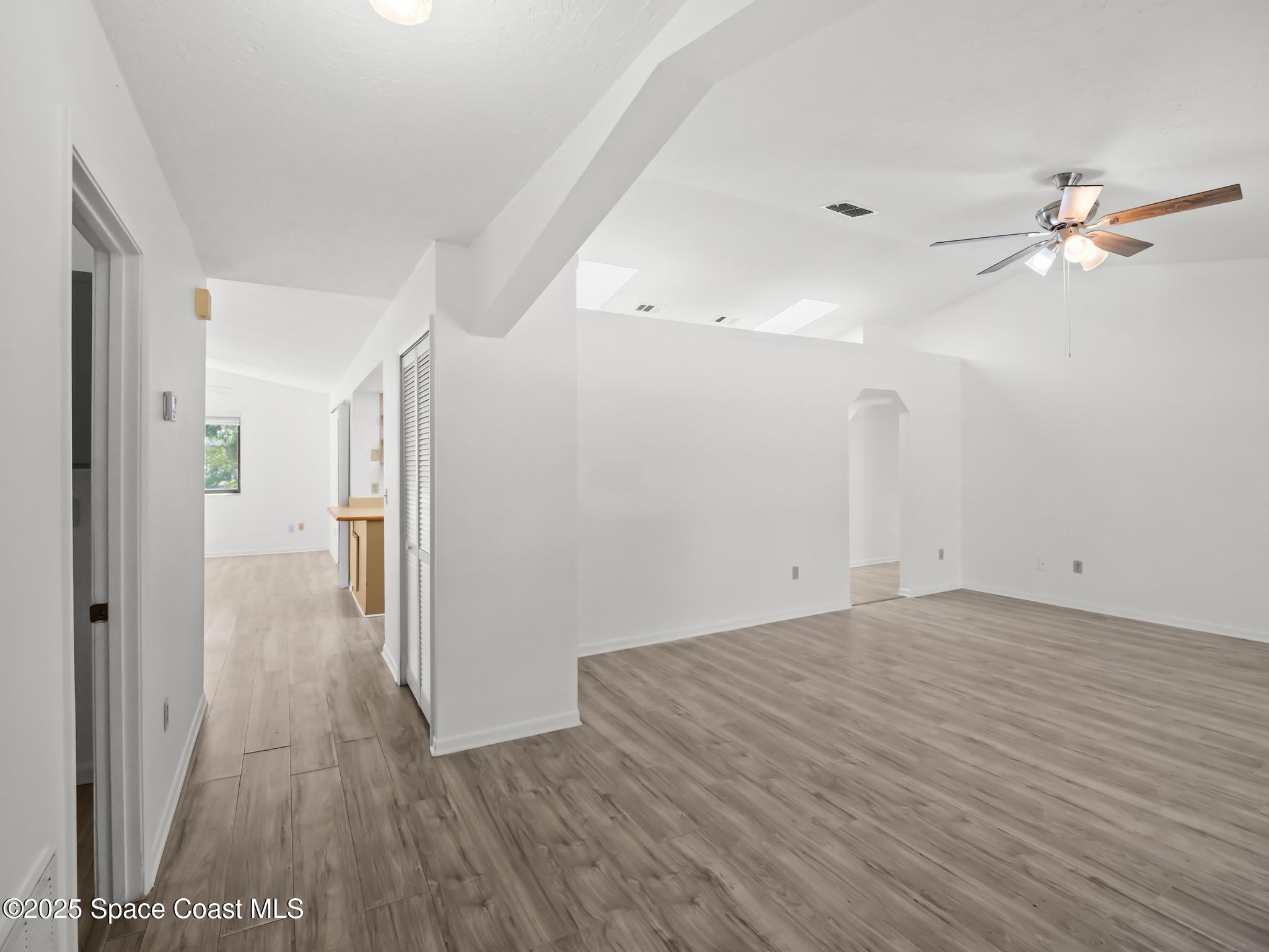 175 Awin Circle SE