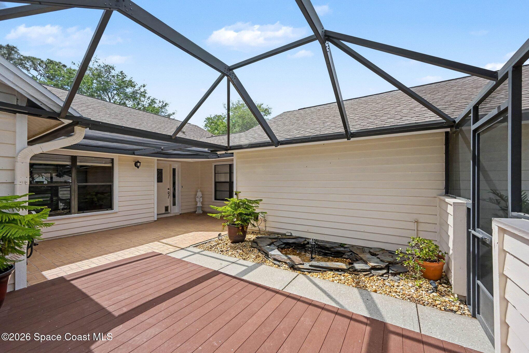 899 Ridge Lake Drive