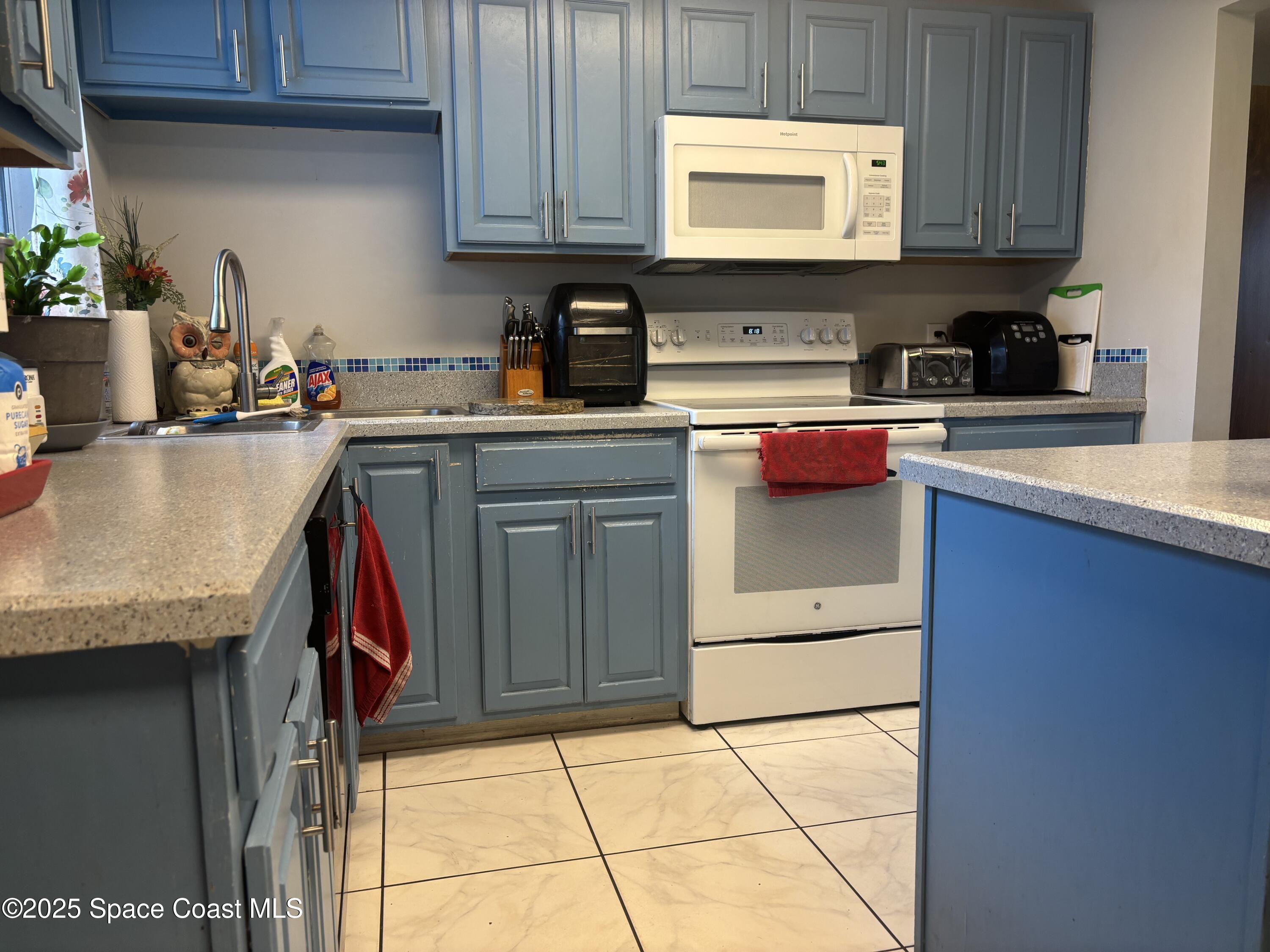 986 Macco Road