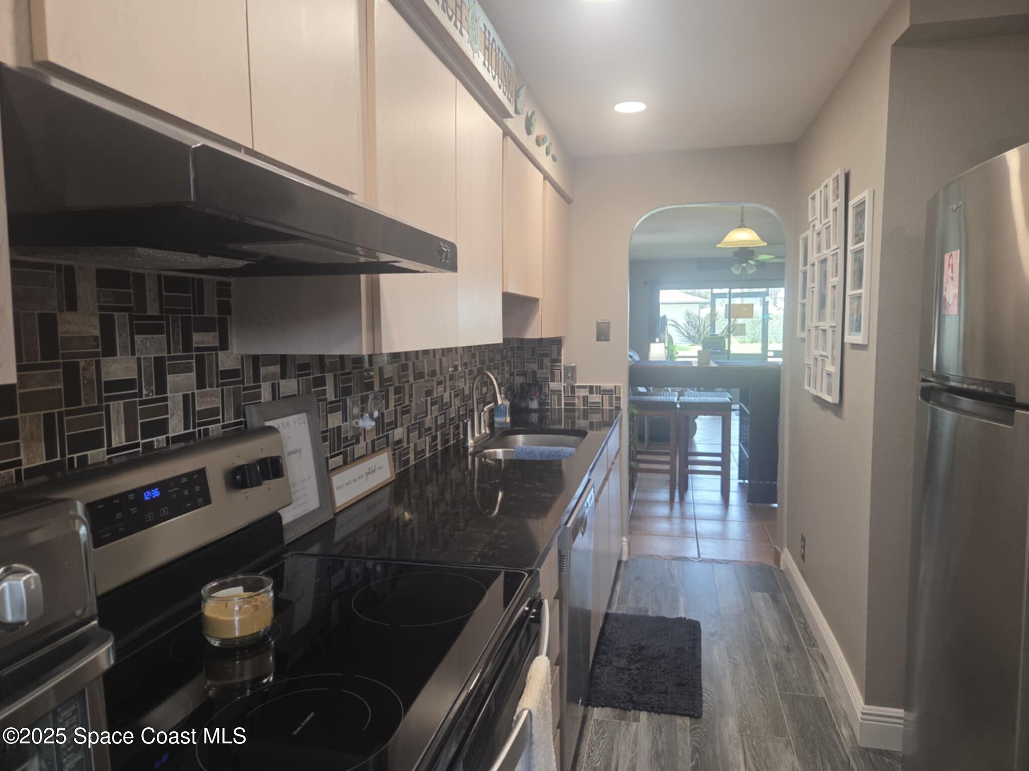 520 Palm Springs Boulevard 102