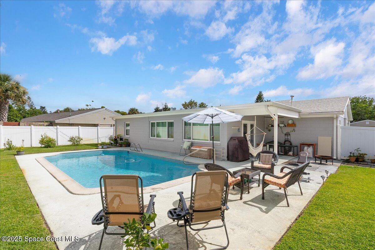 955 Bartlett Lane