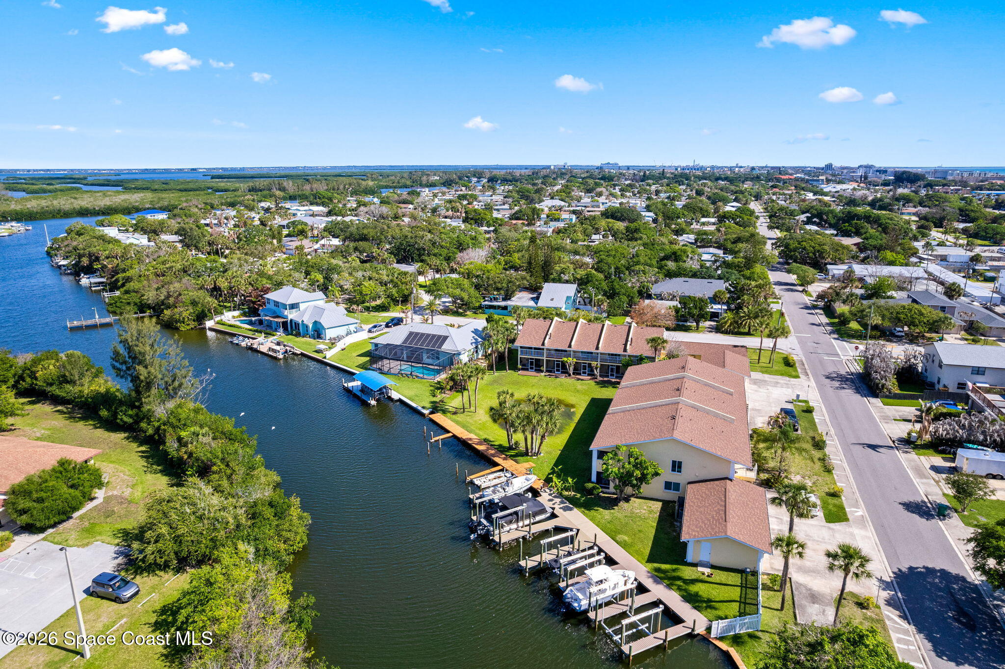 402 N 1st Street 10