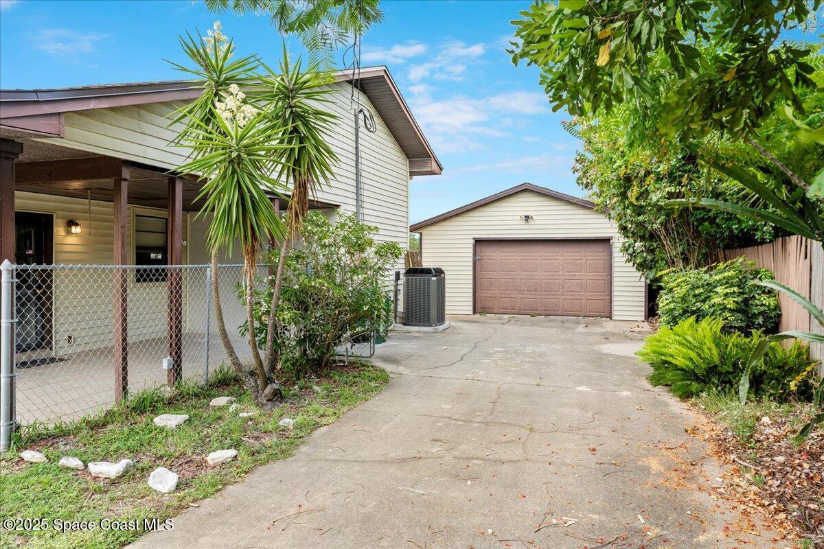 1636 Dixie Way