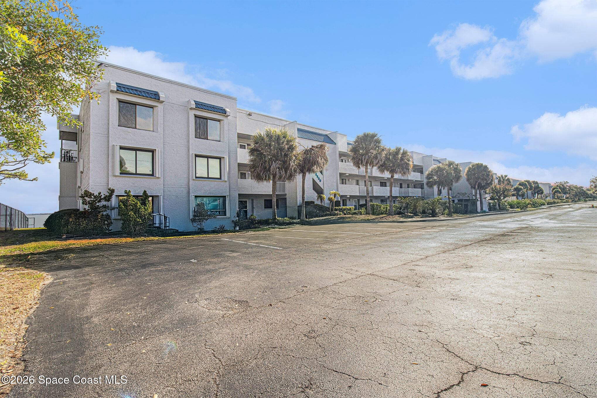 6900 N Highway 1 6303