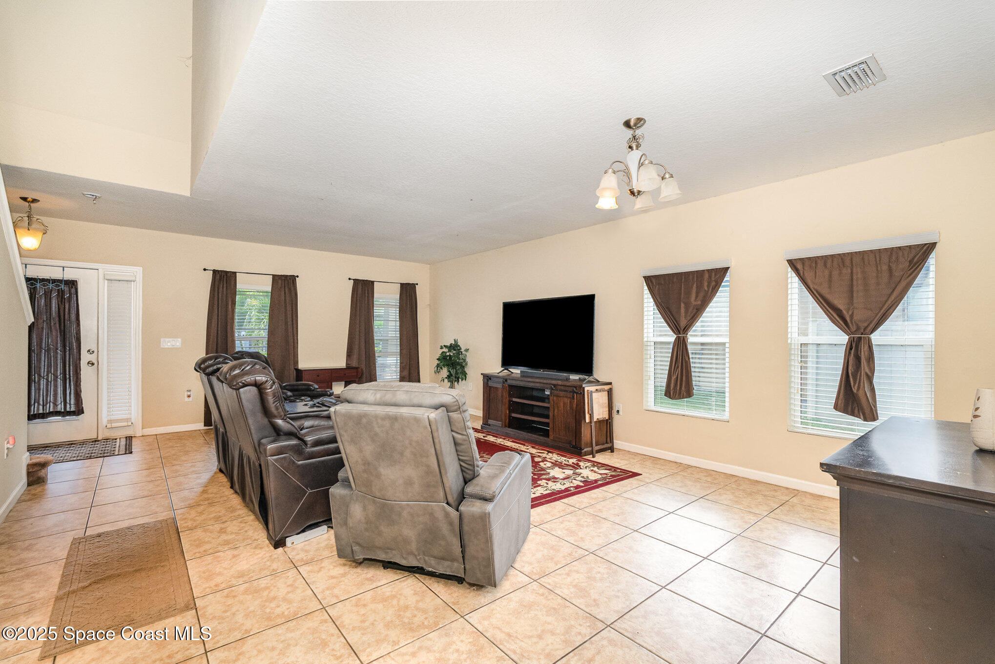 2391 Okalani Street