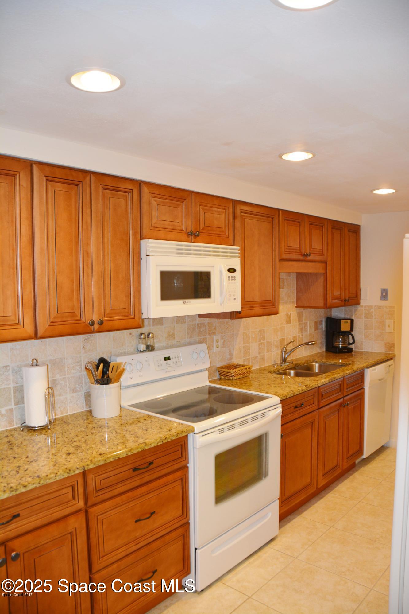 500 Palm Springs Boulevard 411