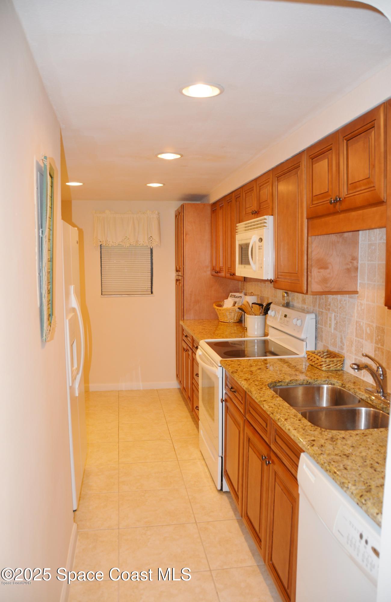 500 Palm Springs Boulevard 411