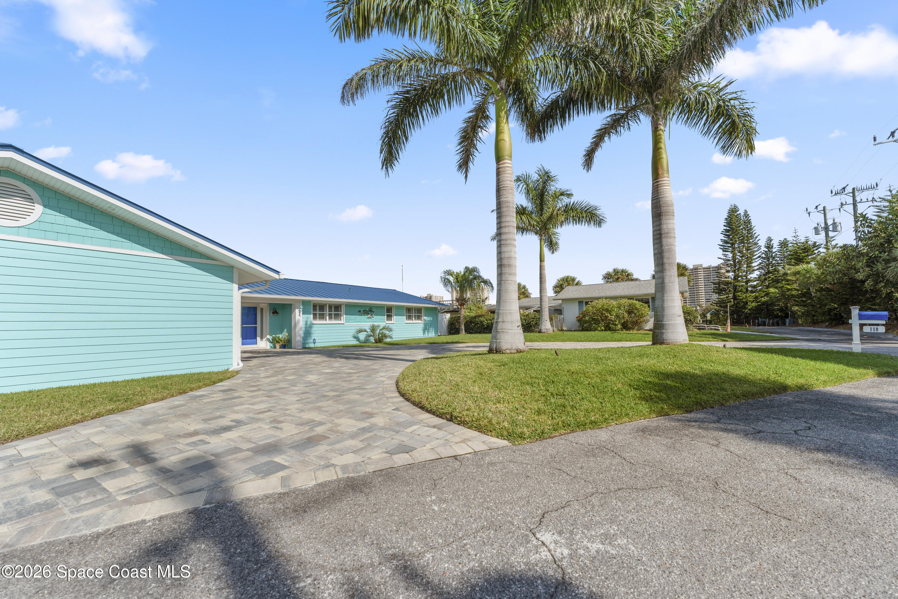 118 Coral Way