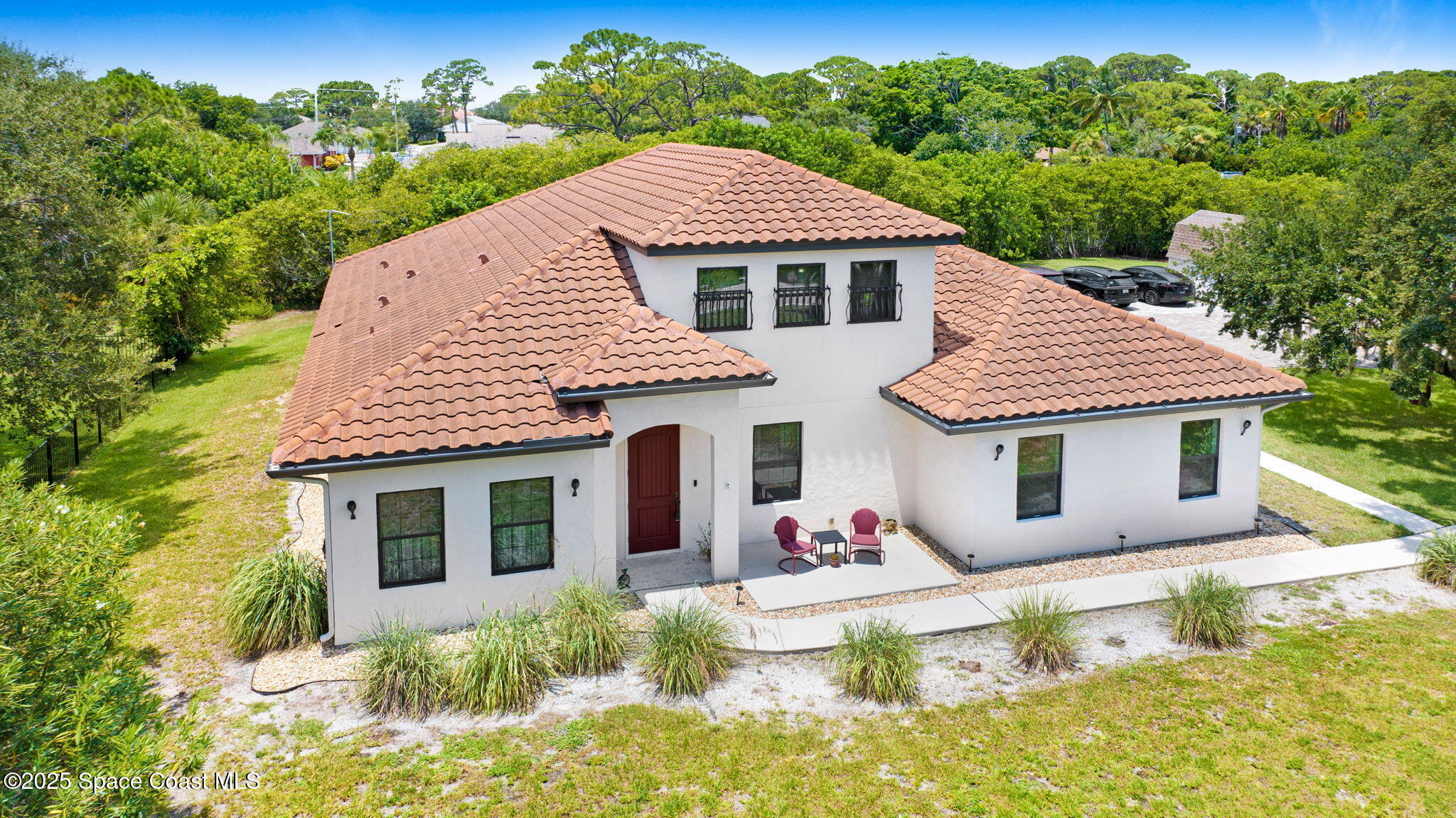 1825 S Banana River Drive