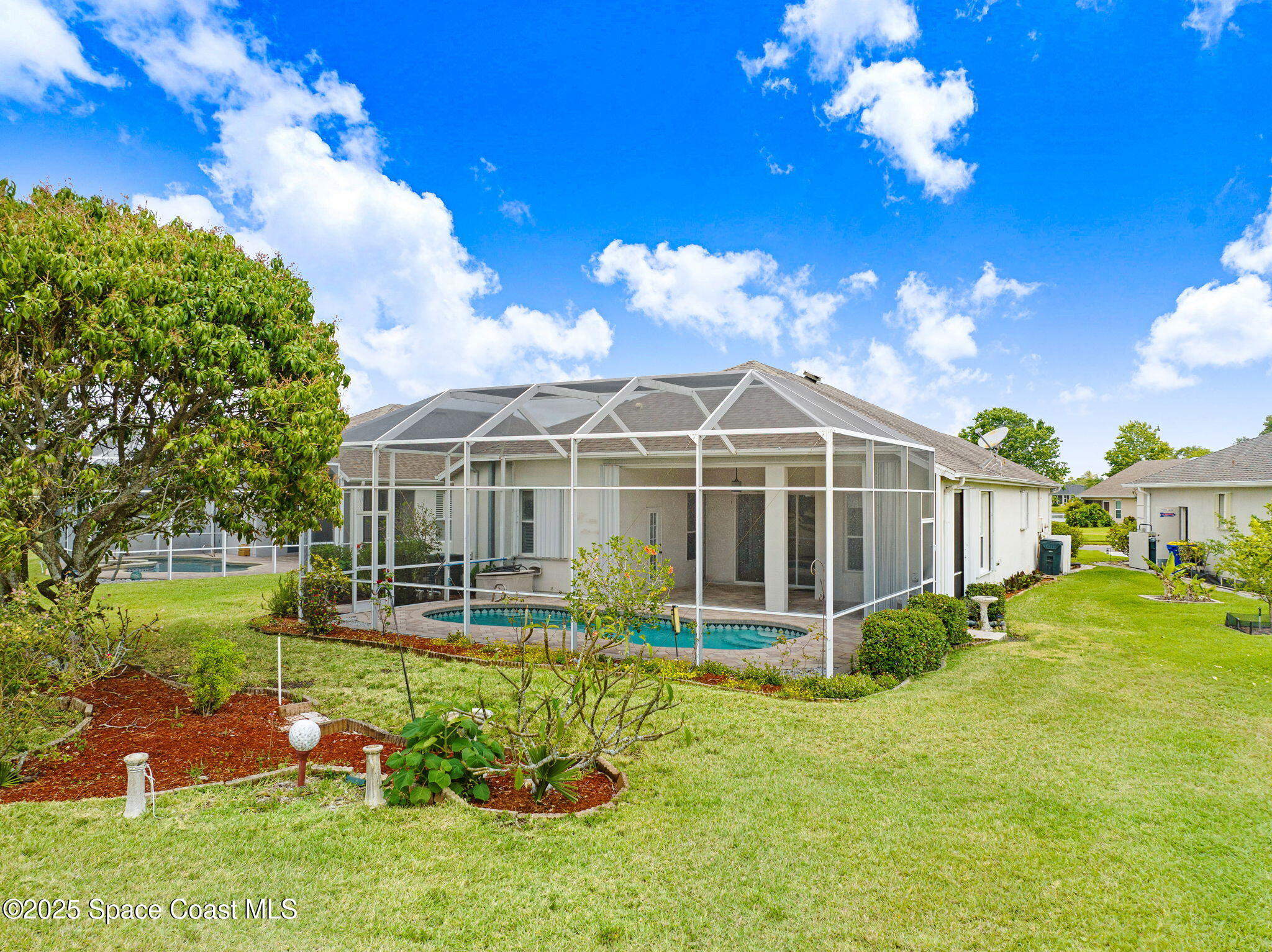 4942 Worthington Circle