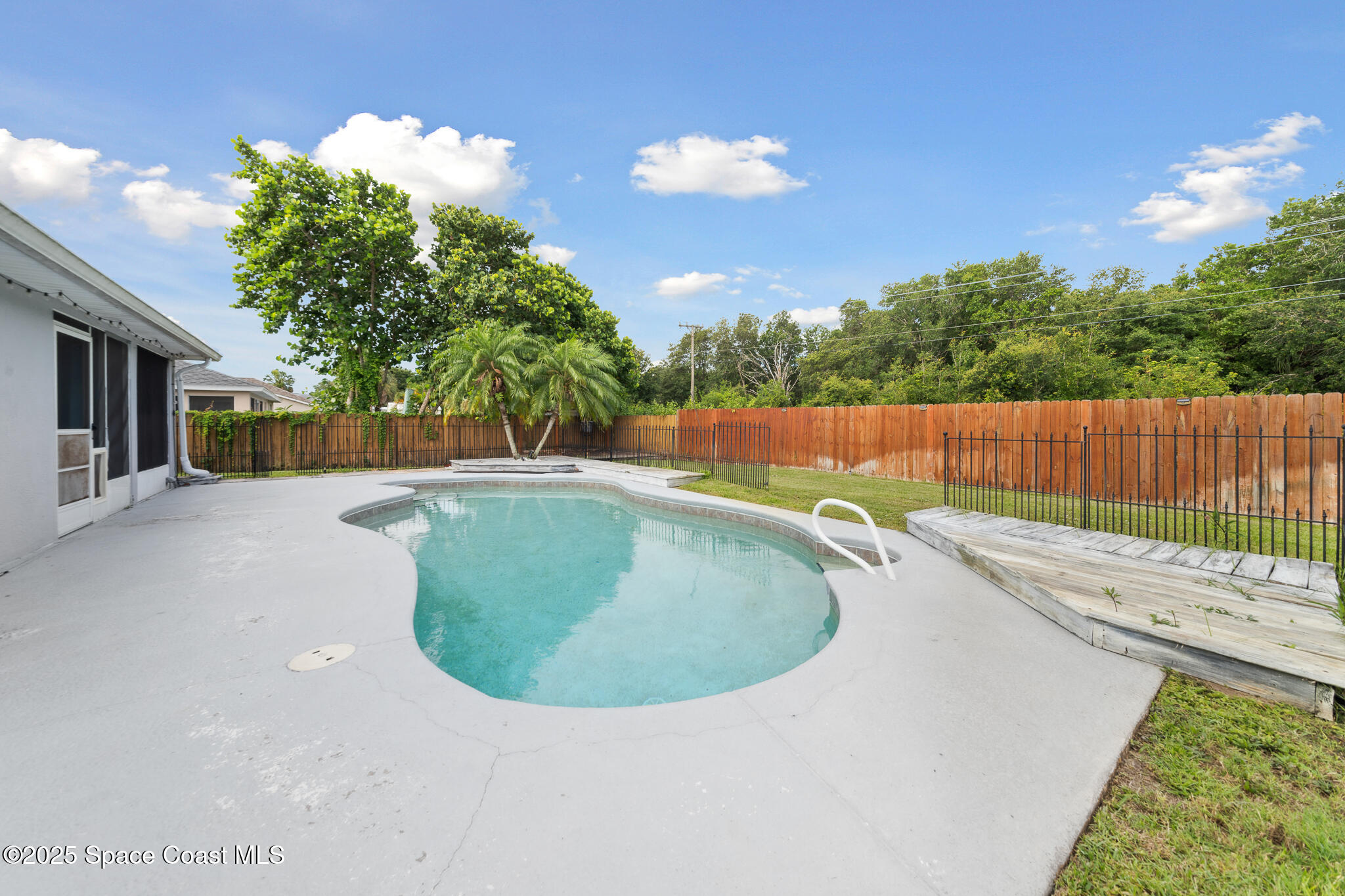 897 Hunters Creek Drive