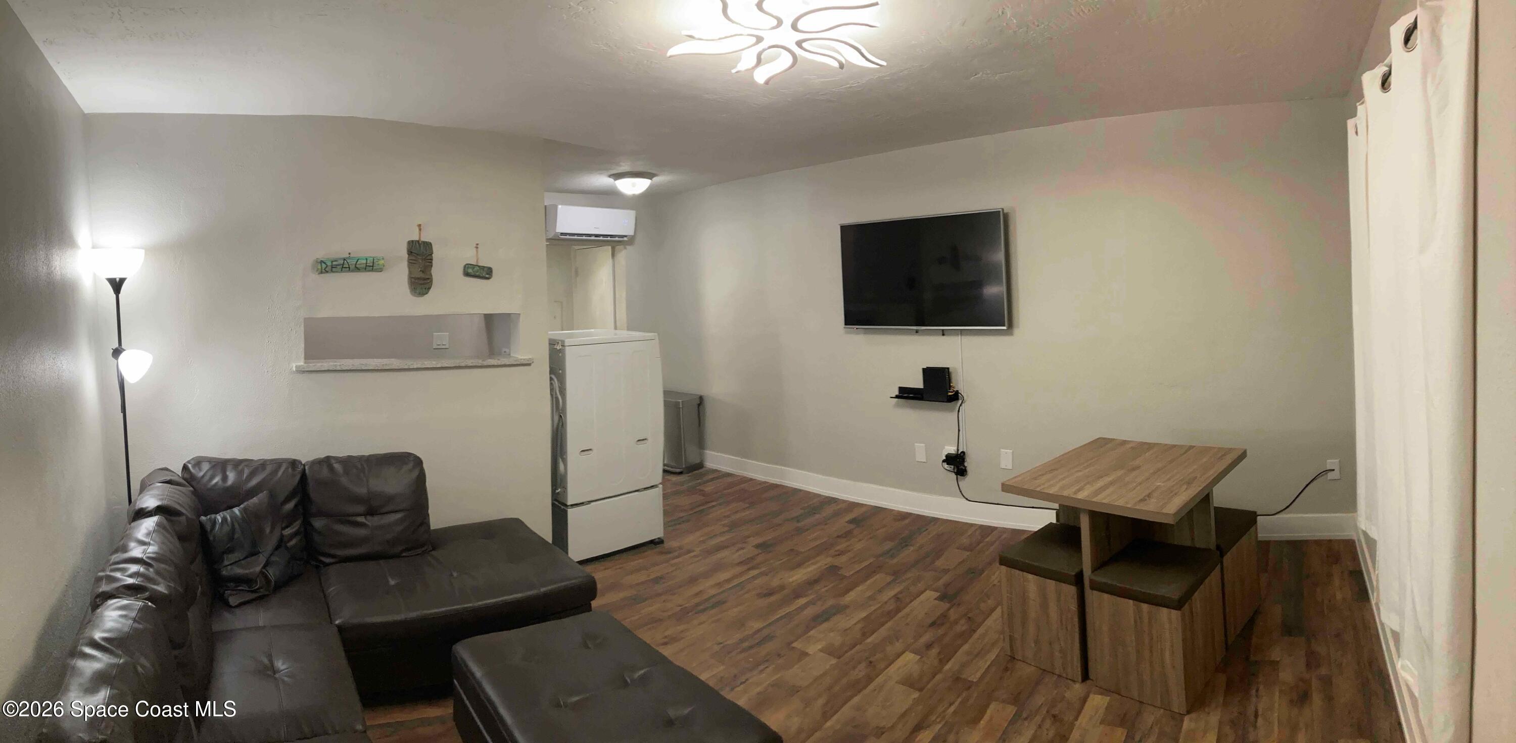 202 Caroline Street 208