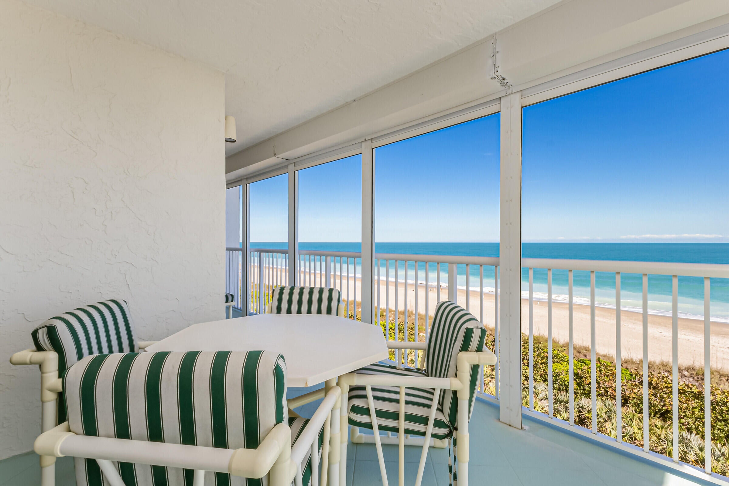 1555 N Highway A1a 305