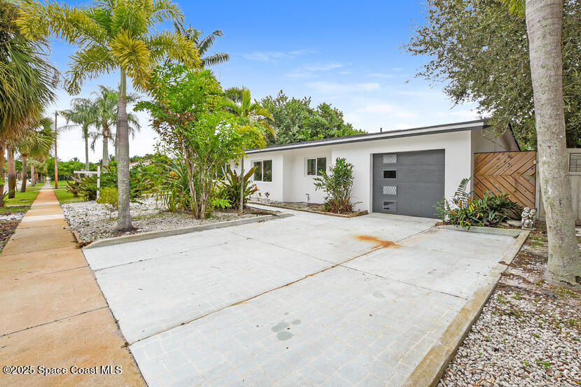251 Marion Street