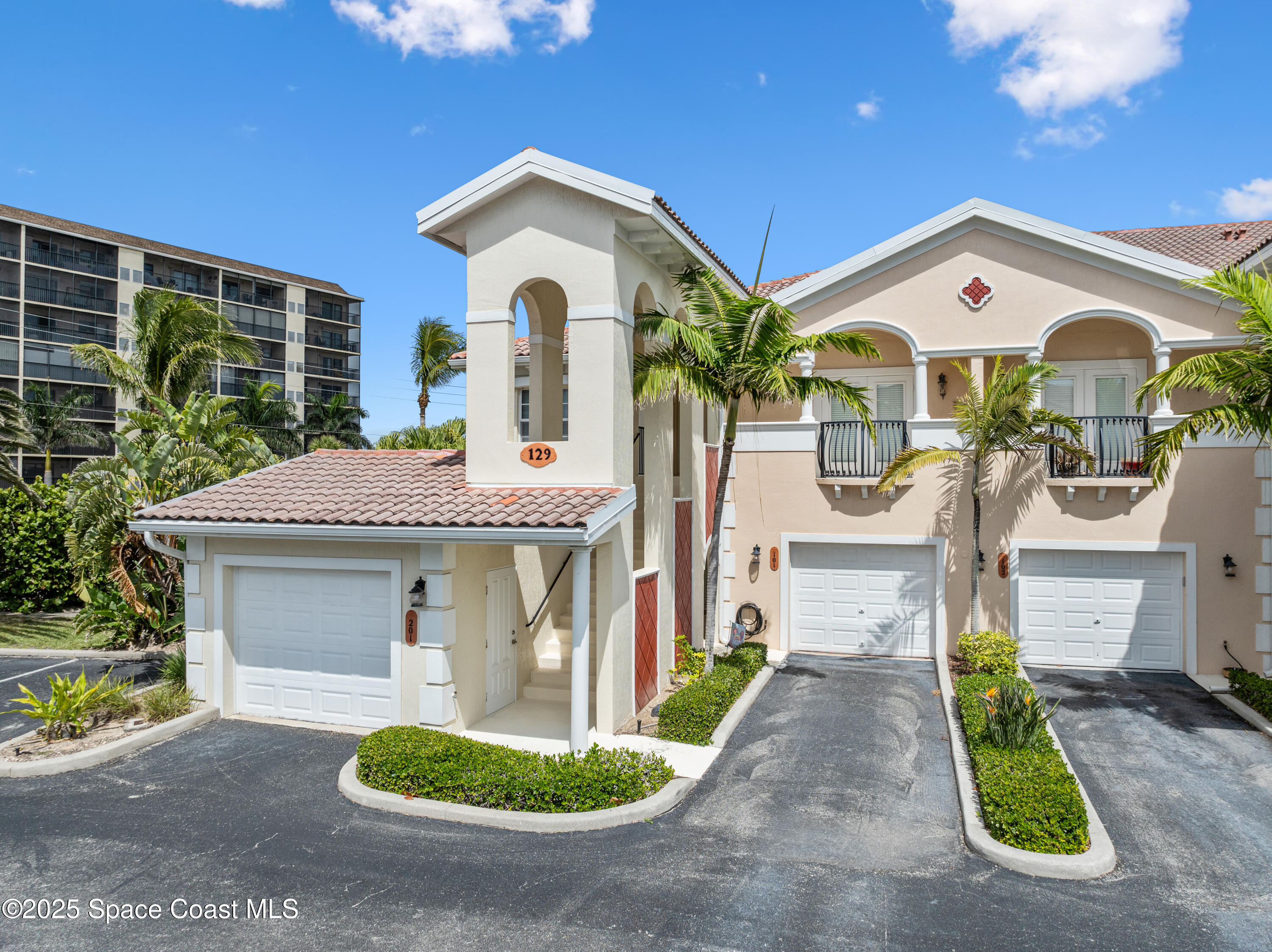 129 Lancha Circle 201
