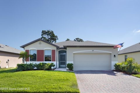 527 Old Country Rd S E Palm Bay FL 32909