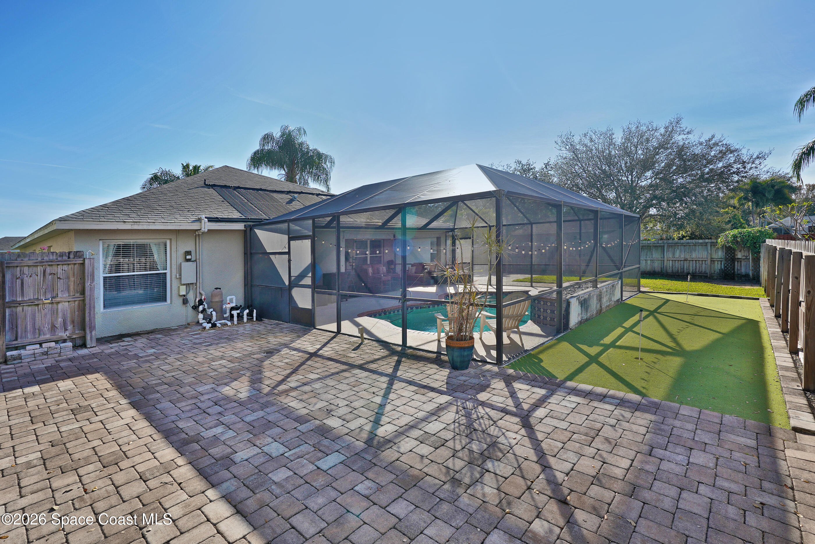6042 Newbury Circle