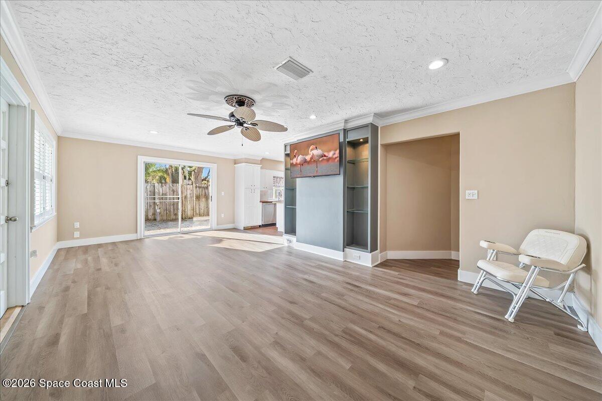 9670 Mockingbird Lane