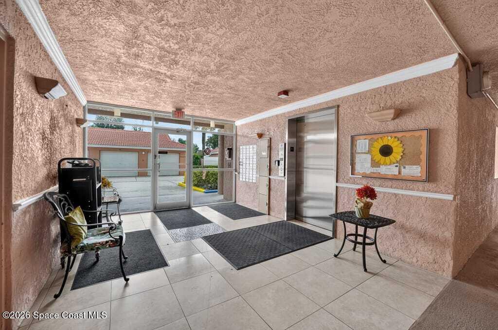 343 N Tropical Trail 204
