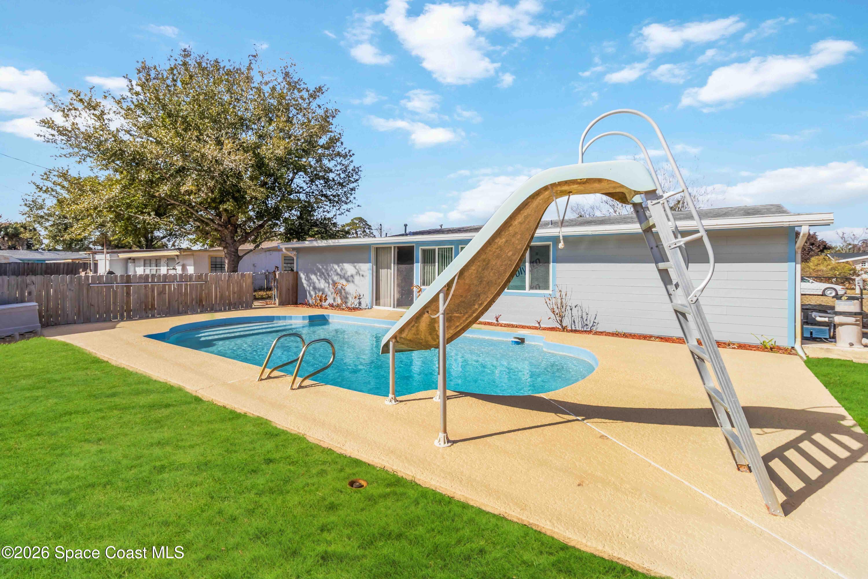 219 Coronada Boulevard