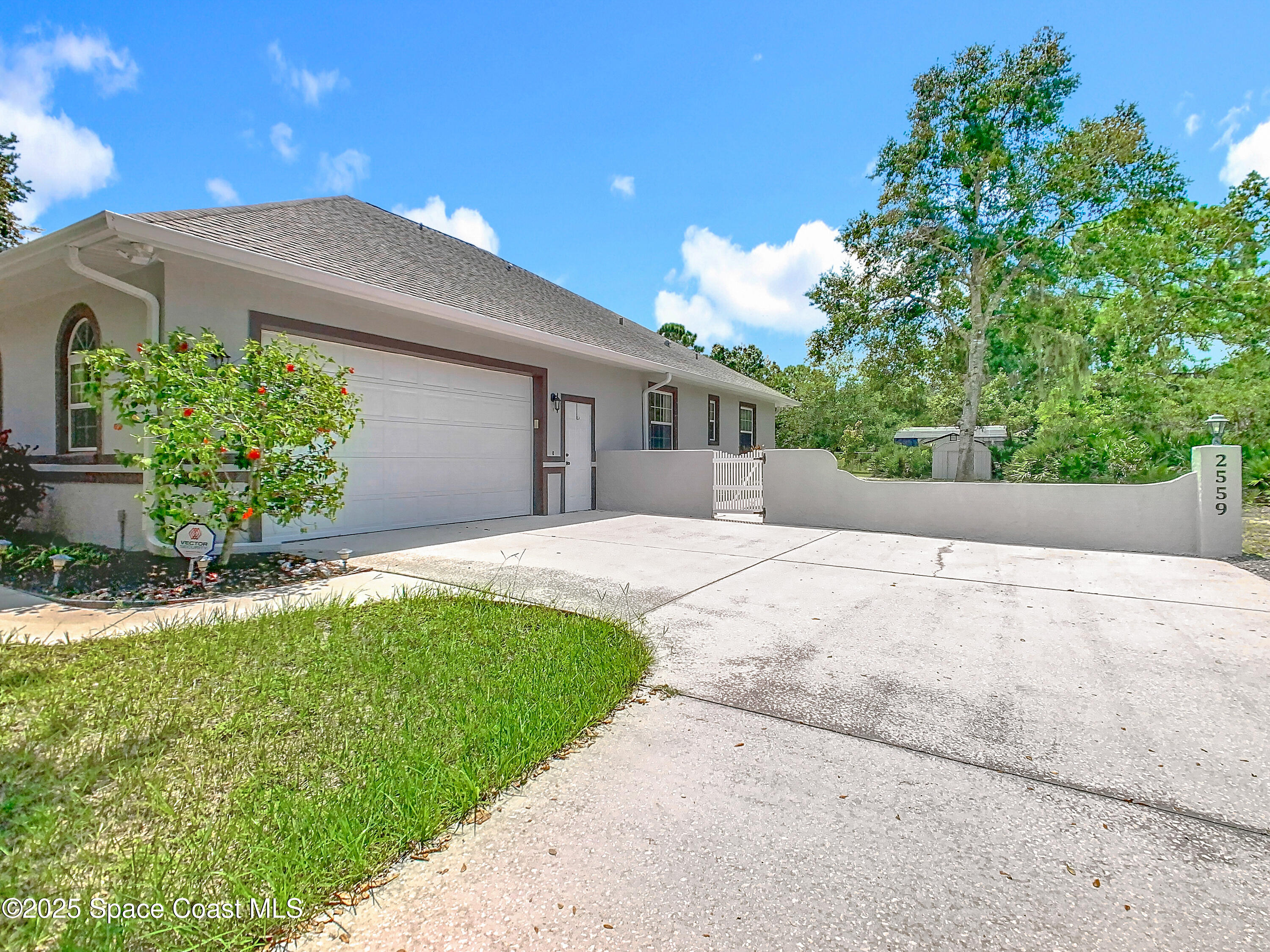 2559 Hooper Road