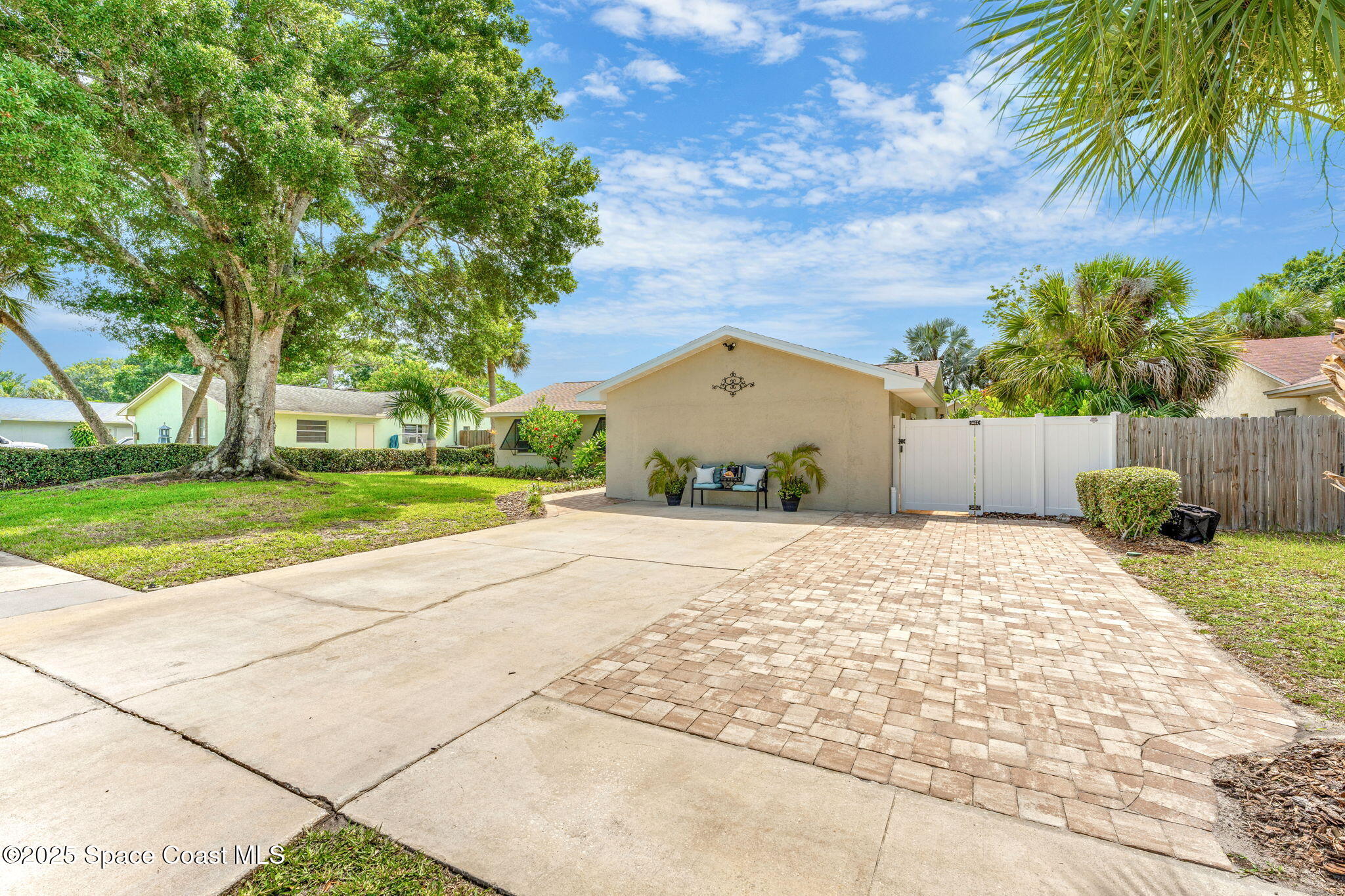 3394 Jay Tee Drive