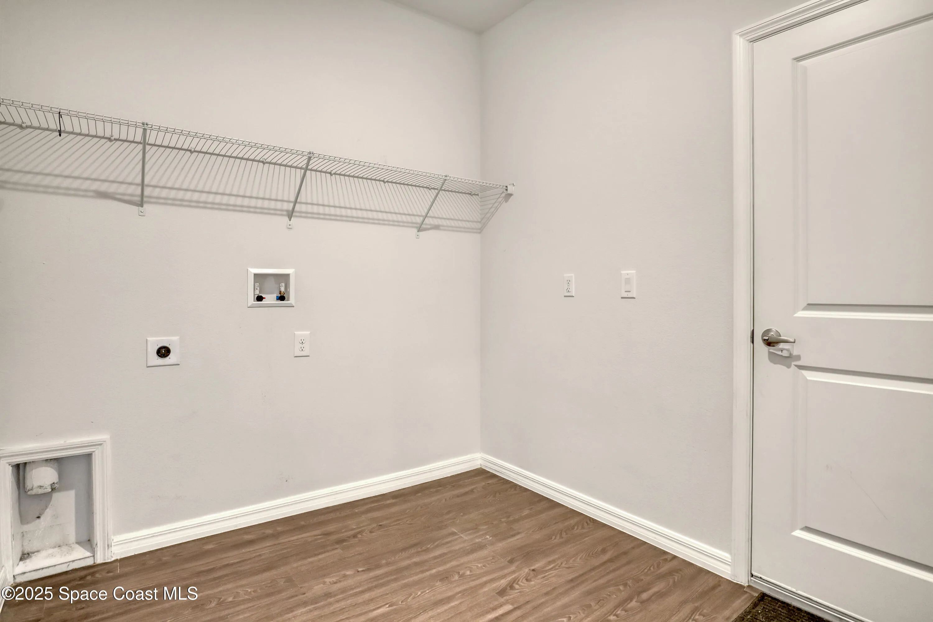 Palm Bay, Florida 32907, United States, 4 Bedrooms Bedrooms, ,3 BathroomsBathrooms,Residential,Active,111415