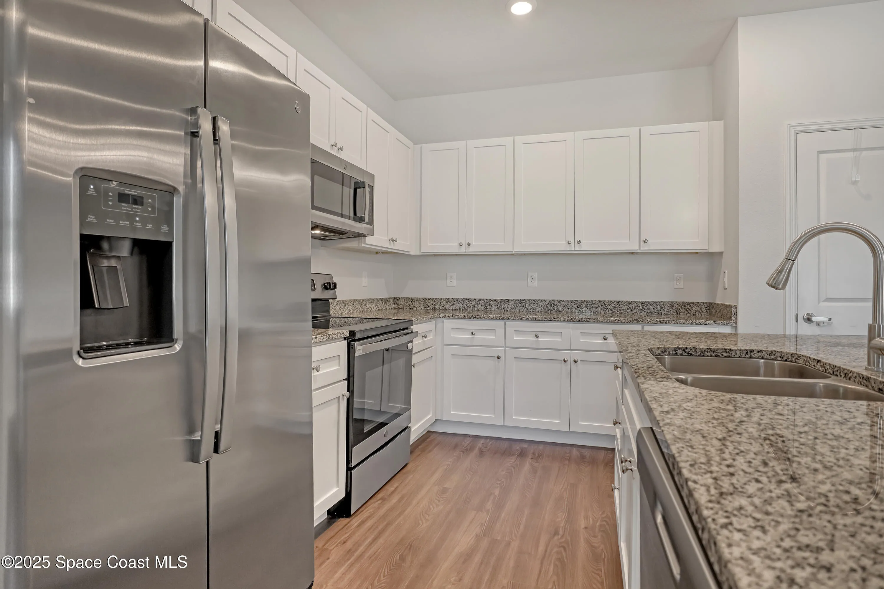 Palm Bay, Florida 32907, United States, 4 Bedrooms Bedrooms, ,3 BathroomsBathrooms,Residential,Active,111415